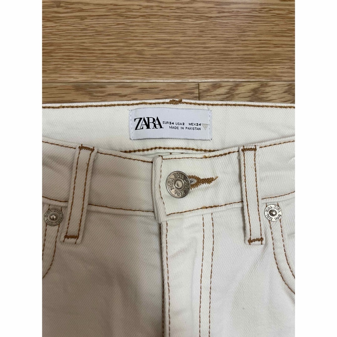 ZARA(ザラ)のZARA♡ザラ　細身　スキニージーンズ　34サイズ レディースのパンツ(デニム/ジーンズ)の商品写真