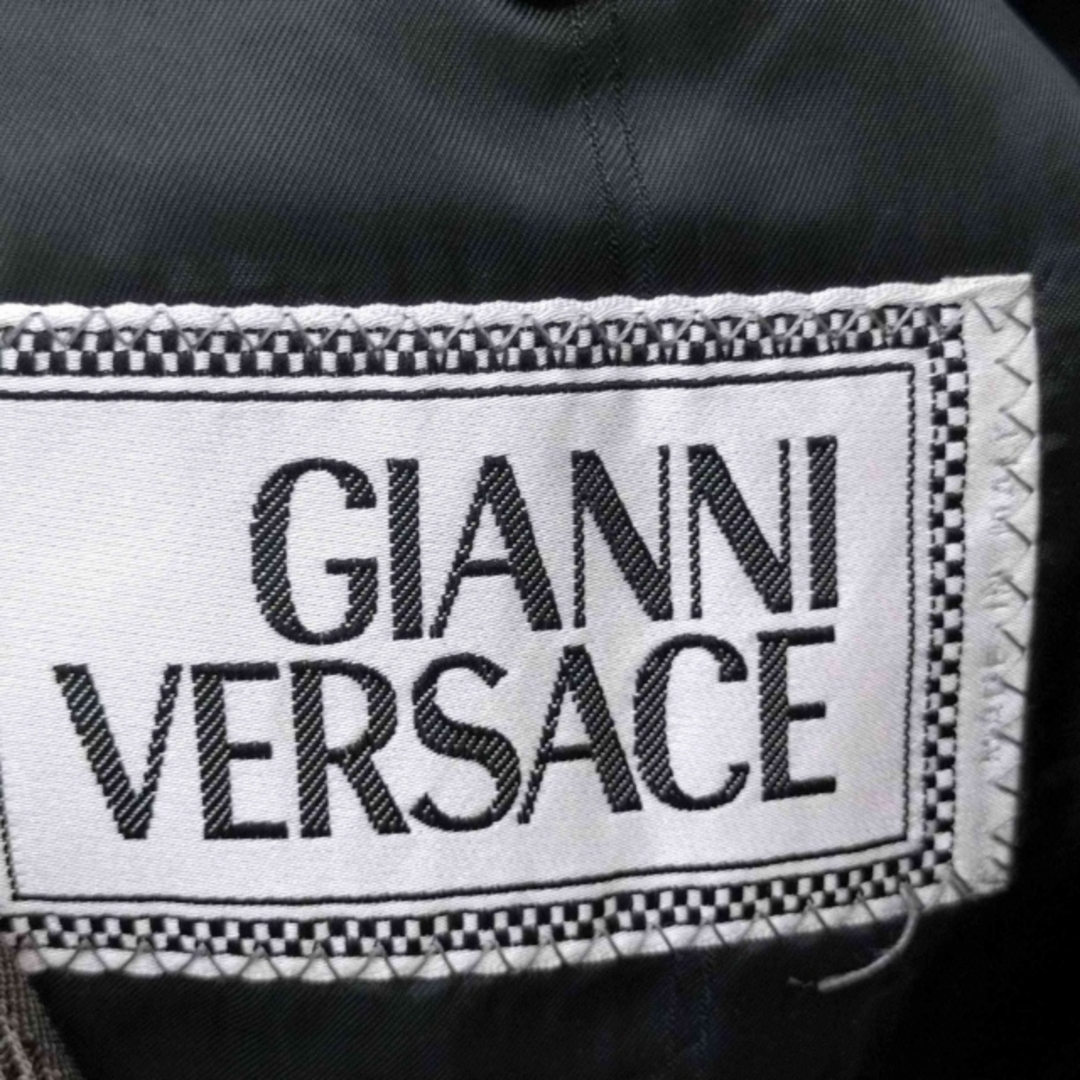 Gianni Versace(ジャンニヴェルサーチ)のGIANNI VERSACE(ジャンニヴェルサーチ) メンズ セットアップ メンズのスーツ(セットアップ)の商品写真