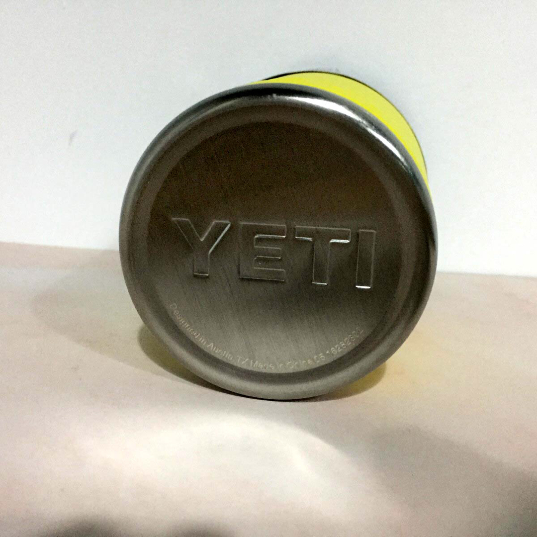 YETI(イエティ)のYETI イエティ 20オンス ランブラー タンブラー アウトドア イエロー スポーツ/アウトドアのアウトドア(食器)の商品写真