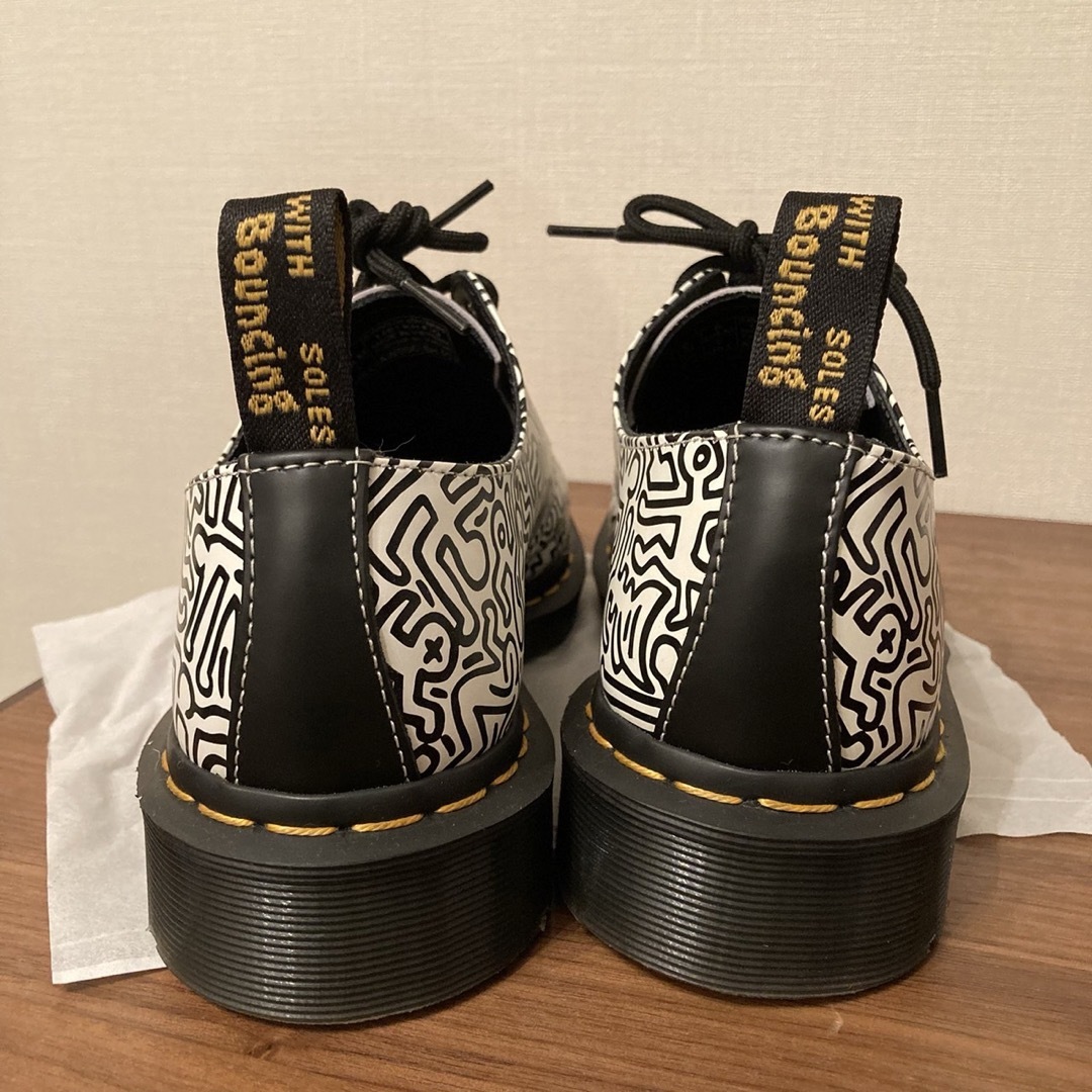 Dr.Martens(ドクターマーチン)のドクターマーチン　キースヘリングコラボ　サイズ5 レディースの靴/シューズ(ローファー/革靴)の商品写真