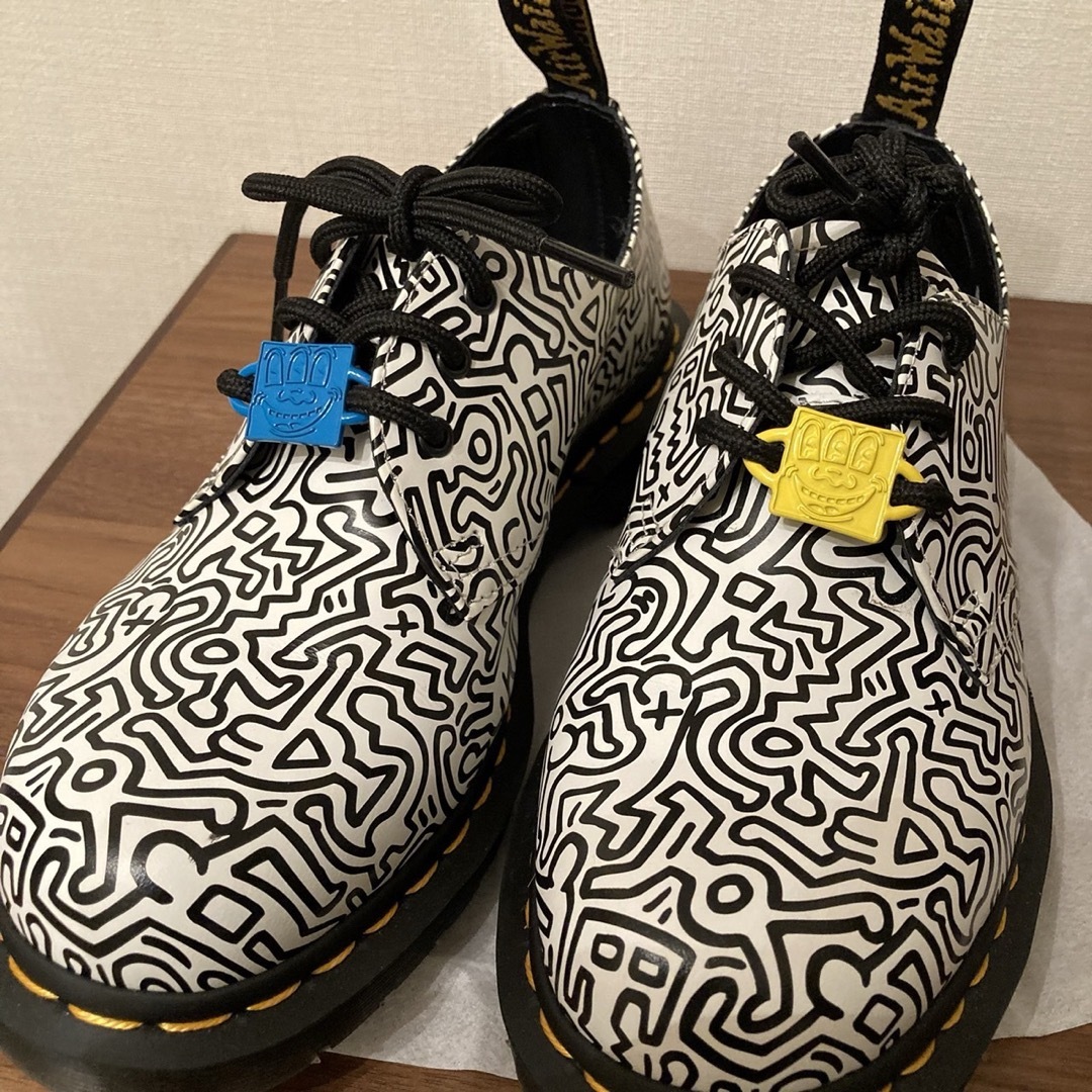 Dr.Martens(ドクターマーチン)のドクターマーチン　キースヘリングコラボ　サイズ5 レディースの靴/シューズ(ローファー/革靴)の商品写真