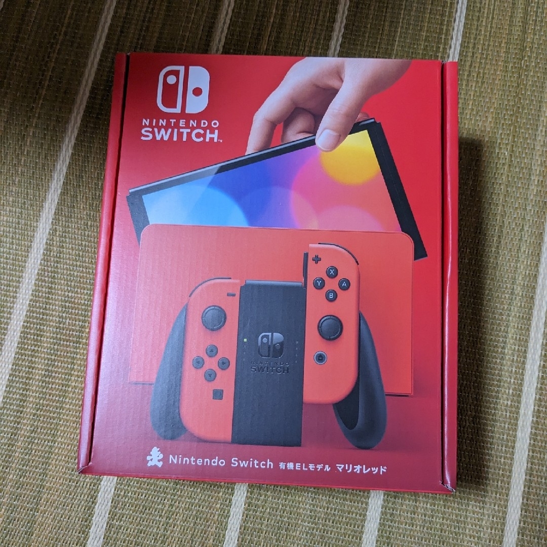 任天堂(ニンテンドウ)のNintendo Switch 本体 有機ELモデル 　新品 エンタメ/ホビーのゲームソフト/ゲーム機本体(家庭用ゲーム機本体)の商品写真