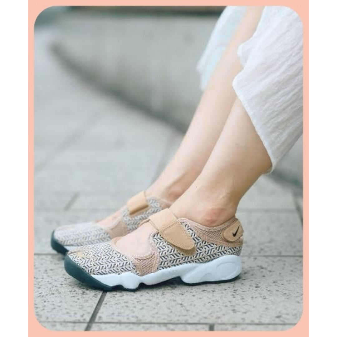 NIKE(ナイキ)のNIKE ナイキ　エアリフト　AIR RIFT   レディース　24cm レディースの靴/シューズ(スニーカー)の商品写真