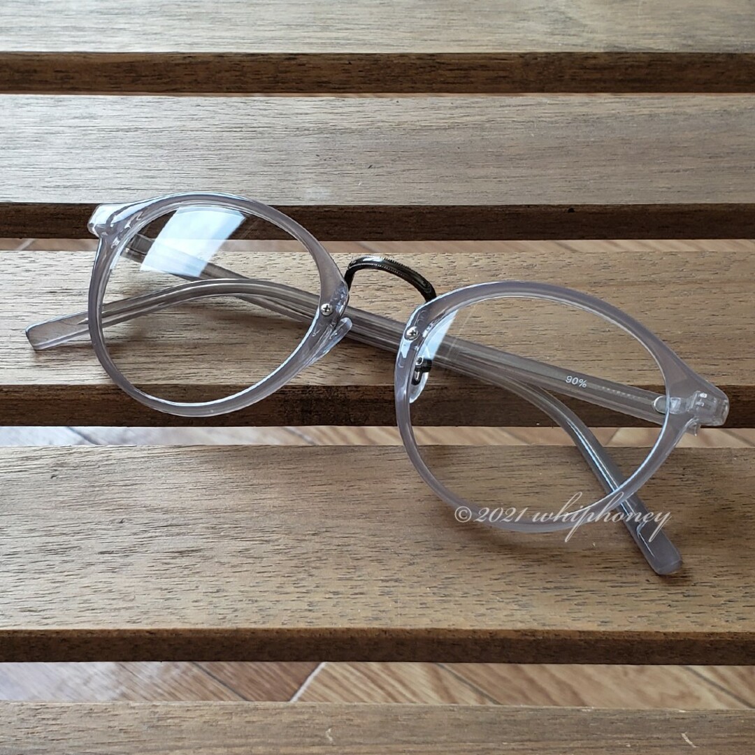 シースルーでアンニュイな目元 ボストンUV伊達メガネ サングラススモーキーグレー メンズのファッション小物(サングラス/メガネ)の商品写真