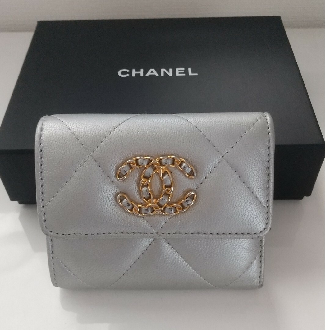 CHANEL(シャネル)のCHANEL  財布☆二つ折り レディースのファッション小物(財布)の商品写真