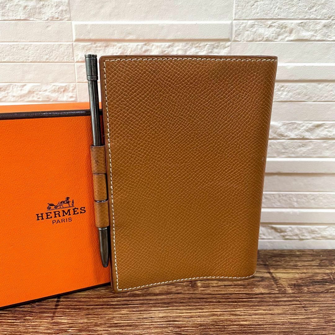 Hermes(エルメス)のエルメス アジェンダ レザー 手帳 カバー ケース ペン 付 ブラウン 茶色 その他のその他(その他)の商品写真