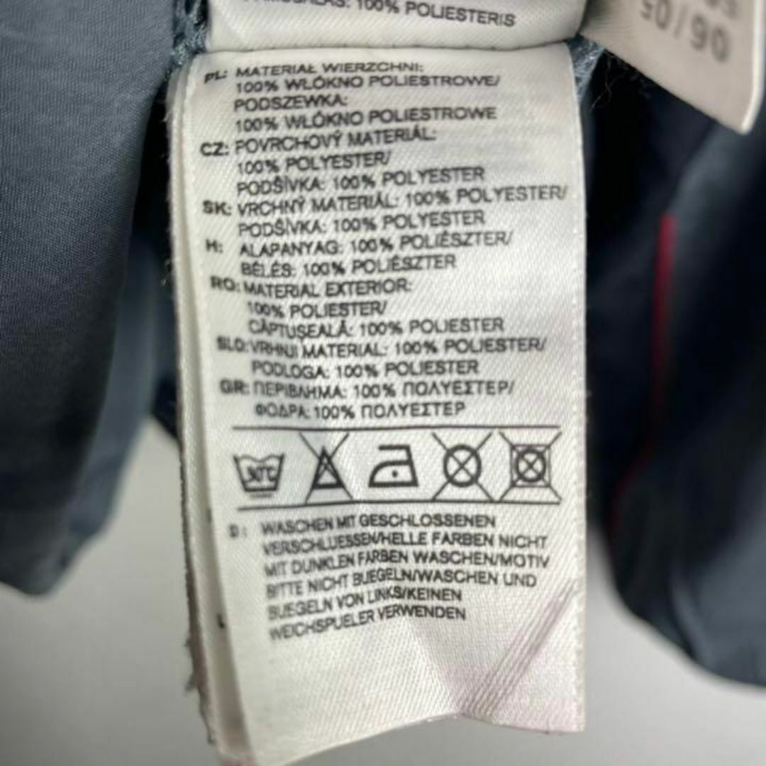 adidas(アディダス)のアディダス　adidas ワンポイントロゴ　チャコールグレー　ナイロンジャケット メンズのジャケット/アウター(ナイロンジャケット)の商品写真