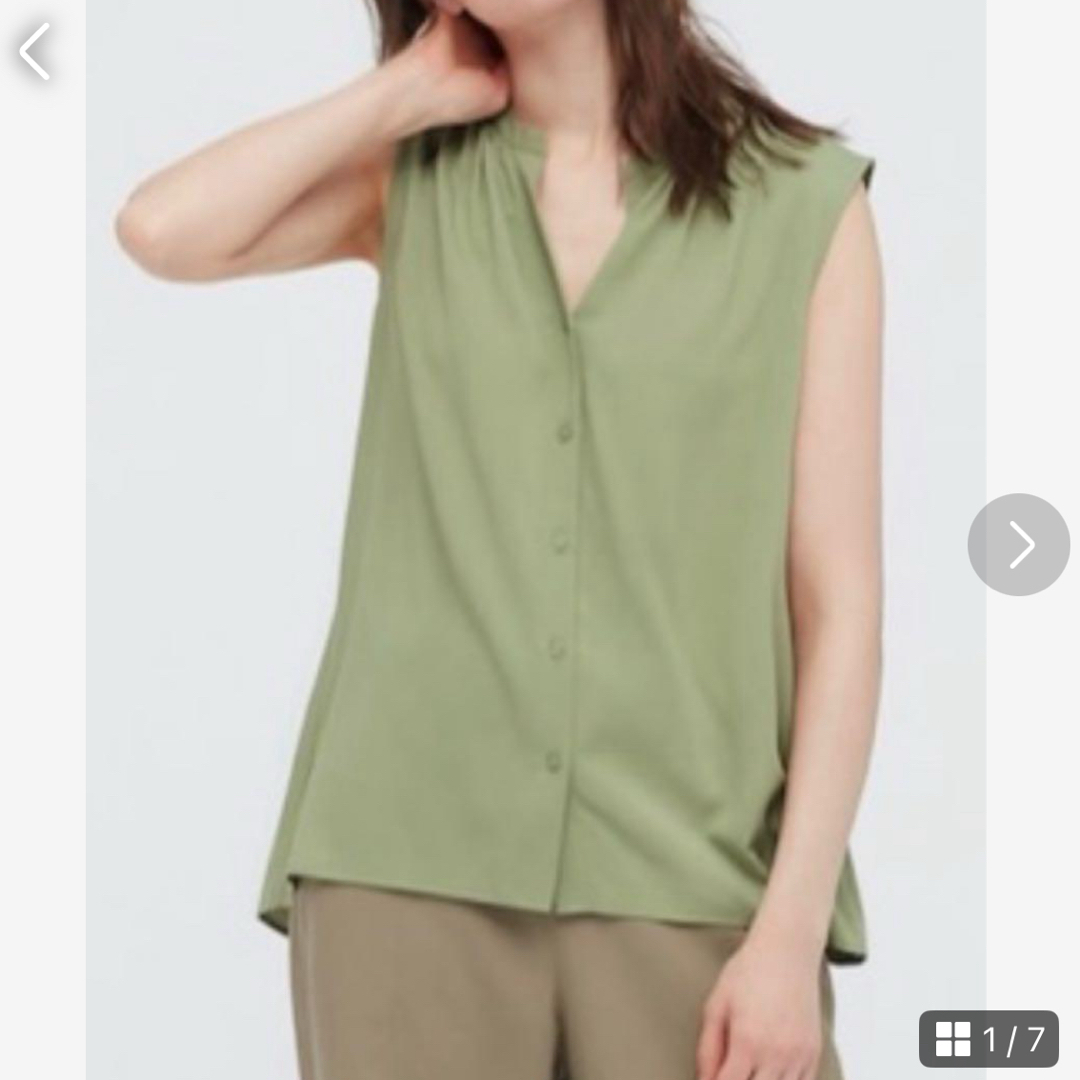 UNIQLO(ユニクロ)のUNIQLO ユニクロ　レディース　ブラウス　ノースリーブ　M トップス　夏 レディースのトップス(シャツ/ブラウス(半袖/袖なし))の商品写真