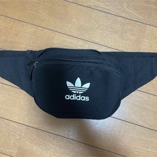 adidas ショルダーバック