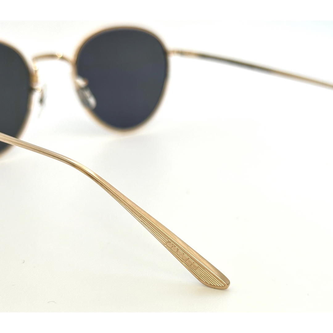 Oliver Peoples(オリバーピープルズ)の新品OLIVER PEOPLES サングラス オリバーピープルズ THE ROW メンズのファッション小物(サングラス/メガネ)の商品写真