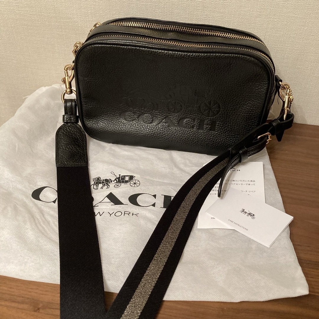 COACH(コーチ)の定価69300円 コーチ　ショルダーバック  レディースのバッグ(ショルダーバッグ)の商品写真