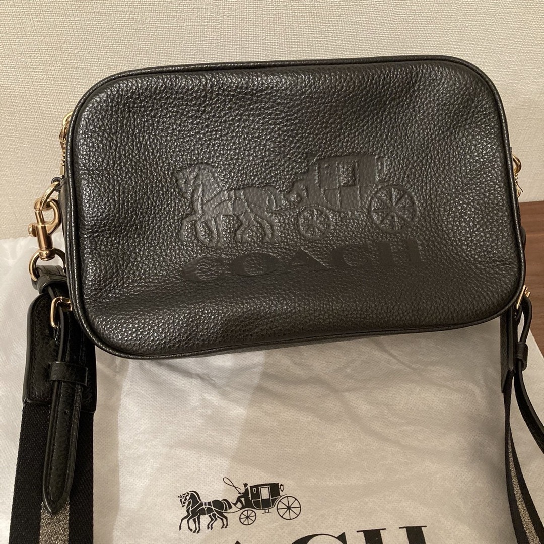 COACH(コーチ)の定価69300円 コーチ　ショルダーバック  レディースのバッグ(ショルダーバッグ)の商品写真