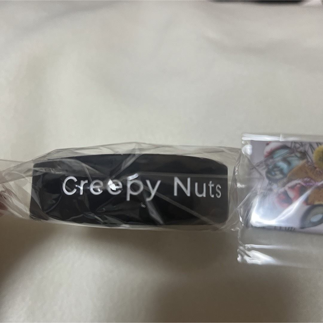 Creepy Nuts one man tour 2024 ラババン 缶バッジ エンタメ/ホビーのタレントグッズ(ミュージシャン)の商品写真