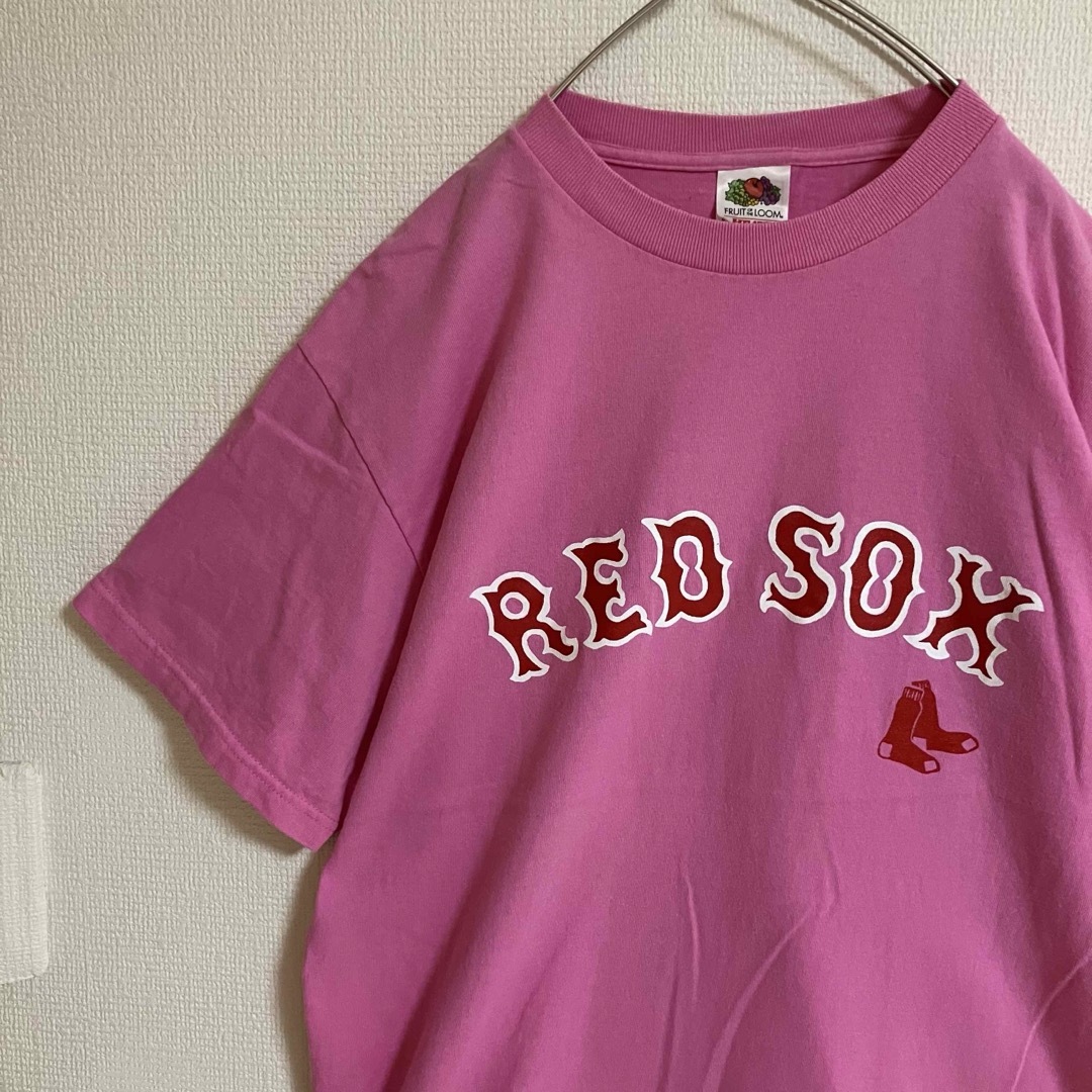 FRUIT OF THE LOOM(フルーツオブザルーム)のボストンレッドソックスMLBメジャーリーグTシャツアーチビッグロゴTEEtシャツ メンズのトップス(Tシャツ/カットソー(半袖/袖なし))の商品写真