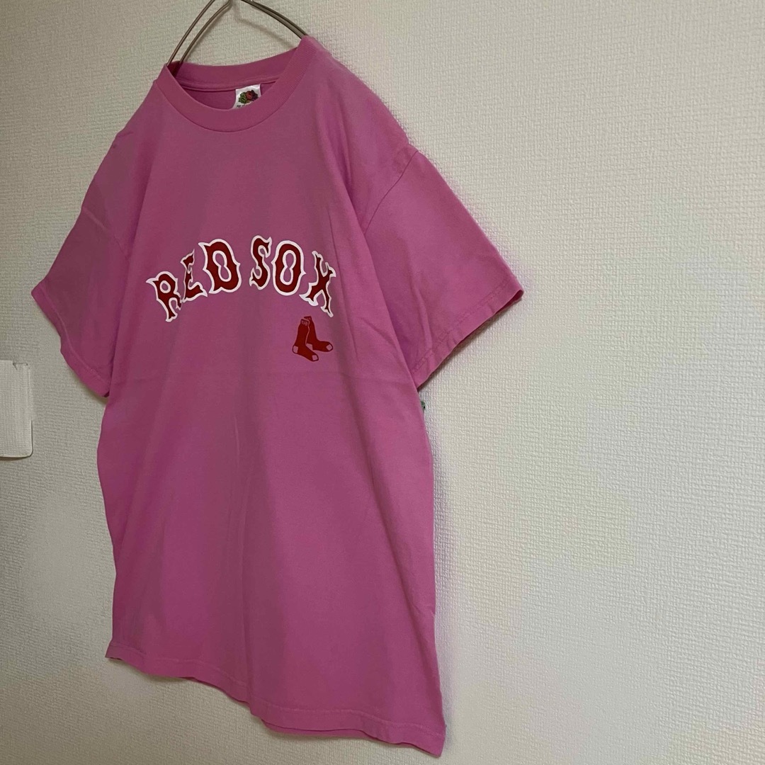 FRUIT OF THE LOOM(フルーツオブザルーム)のボストンレッドソックスMLBメジャーリーグTシャツアーチビッグロゴTEEtシャツ メンズのトップス(Tシャツ/カットソー(半袖/袖なし))の商品写真