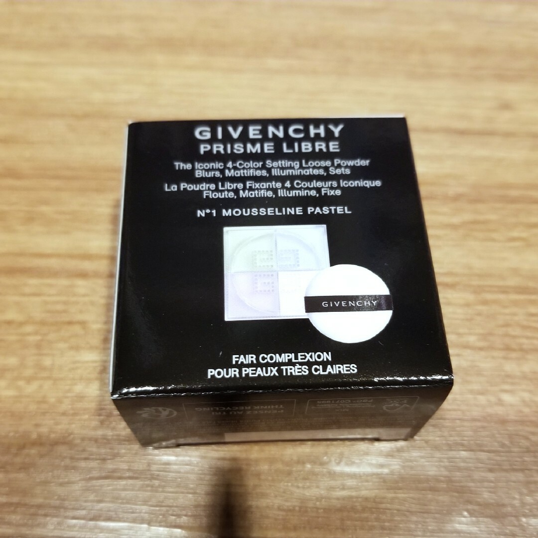 GIVENCHY(ジバンシィ)のGIVENCHY　プリズム・リーブル・トラベル　1 コスメ/美容のベースメイク/化粧品(フェイスパウダー)の商品写真