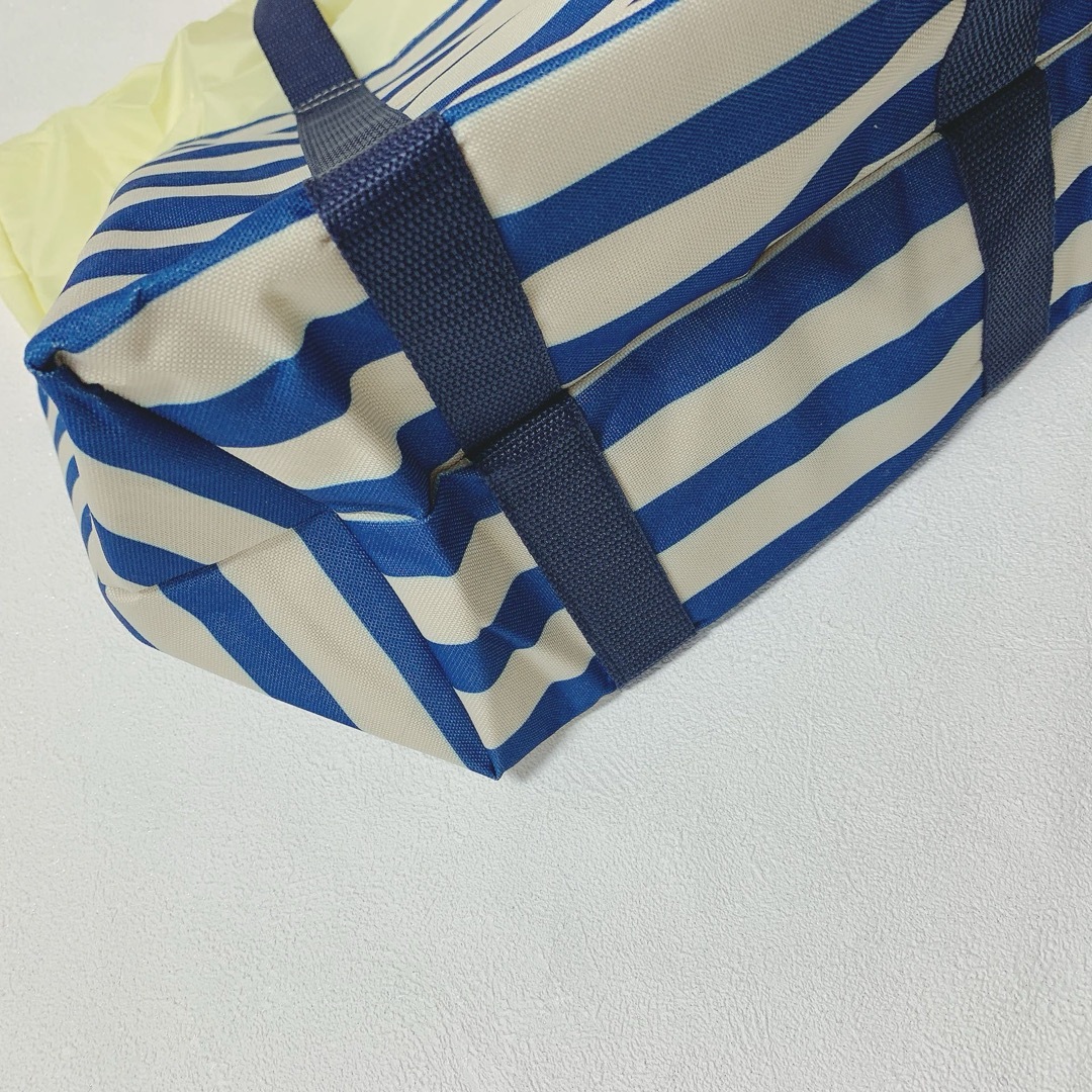 【新品】保冷バッグ　レジカゴバッグ　エコバッグ　レジャー　アウトドア　ピクニック レディースのバッグ(エコバッグ)の商品写真