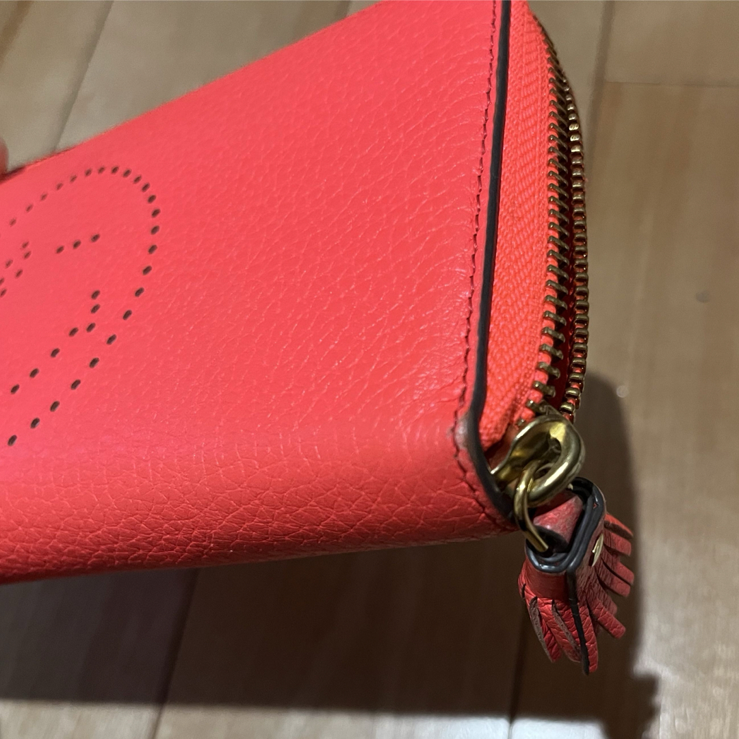 ANYA HINDMARCH(アニヤハインドマーチ)のANYA HINDMARCH 長財布 レディースのファッション小物(財布)の商品写真