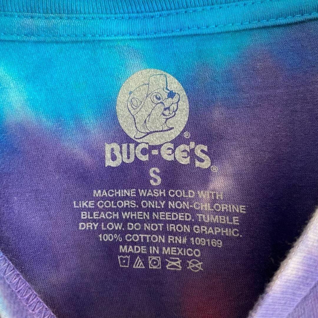 アメリカ古着　バッキーズ　BUCCEES　タイダイ　半袖　Tシャツ　企業ロゴ メンズのトップス(Tシャツ/カットソー(半袖/袖なし))の商品写真