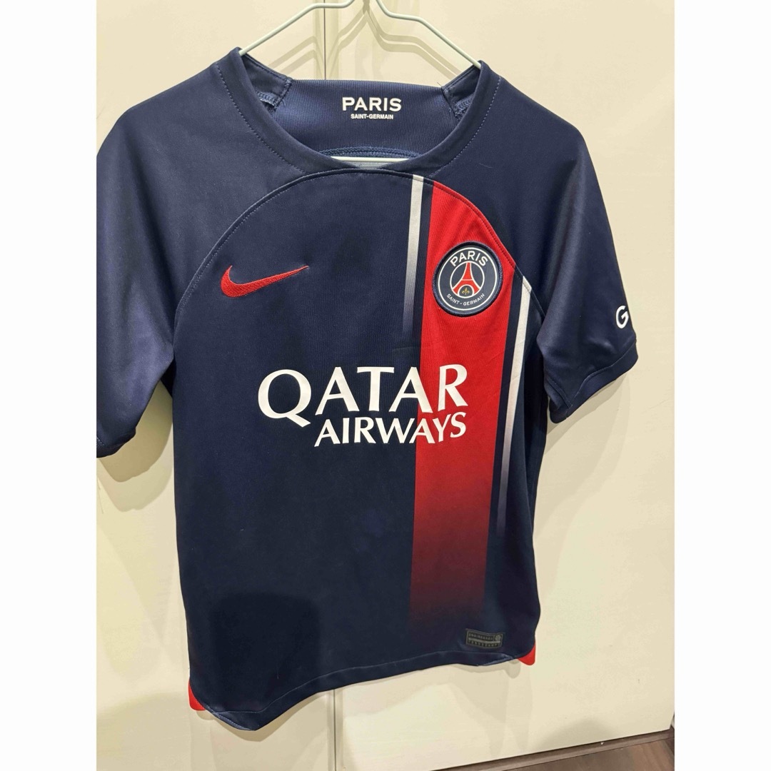 Paris Saint-Germain(パリサンジェルマン)のパリ・サンジェルマン　エムバペ　ユニフォーム　ジュニア スポーツ/アウトドアのサッカー/フットサル(ウェア)の商品写真