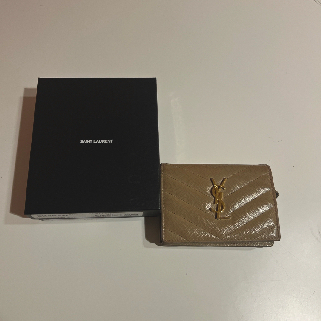 Yves Saint Laurent(イヴサンローラン)のysl サンローラン　二つ折り財布 レディースのファッション小物(財布)の商品写真