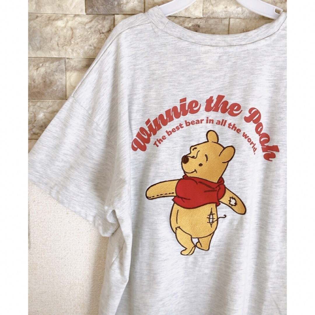 Disney(ディズニー)のディズニー　くまのプーさん　プーさん　刺繍　半袖　tシャツ レディース　洋服 レディースのトップス(Tシャツ(半袖/袖なし))の商品写真