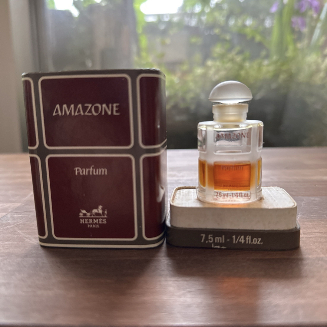 Hermes(エルメス)のエルメスamazone parfum アマゾン　パルファム　7.5ml コスメ/美容の香水(香水(女性用))の商品写真