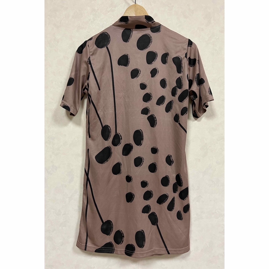 新品 ONLISA オンリサ レディース 半袖ロングシャツ ブラウン Mサイズ レディースのトップス(シャツ/ブラウス(半袖/袖なし))の商品写真