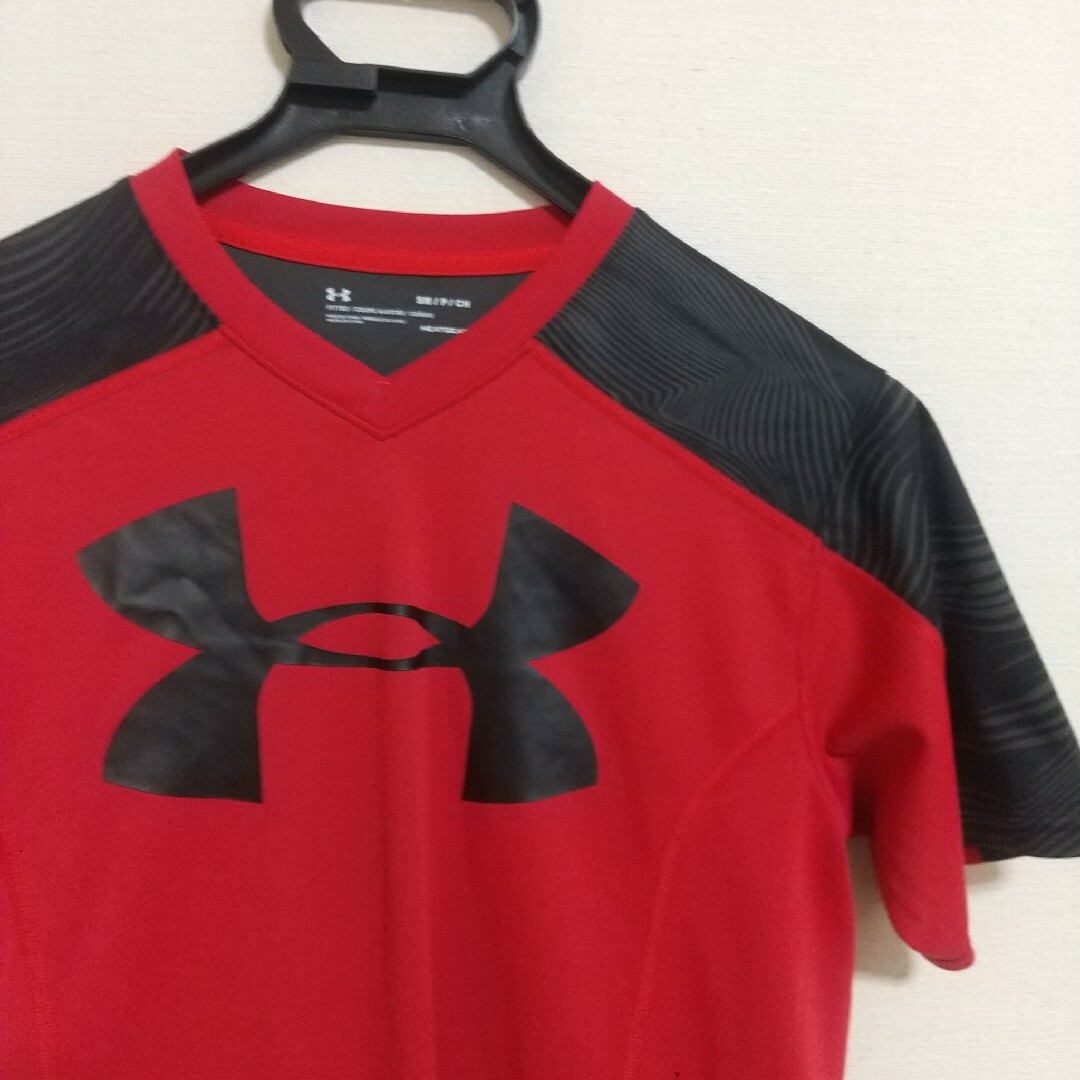 UNDER ARMOUR(アンダーアーマー)のUNDER ARMOUR トレーニングウェア 半袖Tシャツ SM メンズのトップス(Tシャツ/カットソー(半袖/袖なし))の商品写真