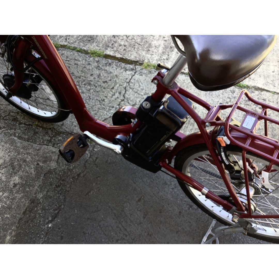 BRIDGESTONE(ブリヂストン)のブリヂストン最新機種電動アシスト自転車アシスタ20インチレッドアルミボディー スポーツ/アウトドアの自転車(自転車本体)の商品写真