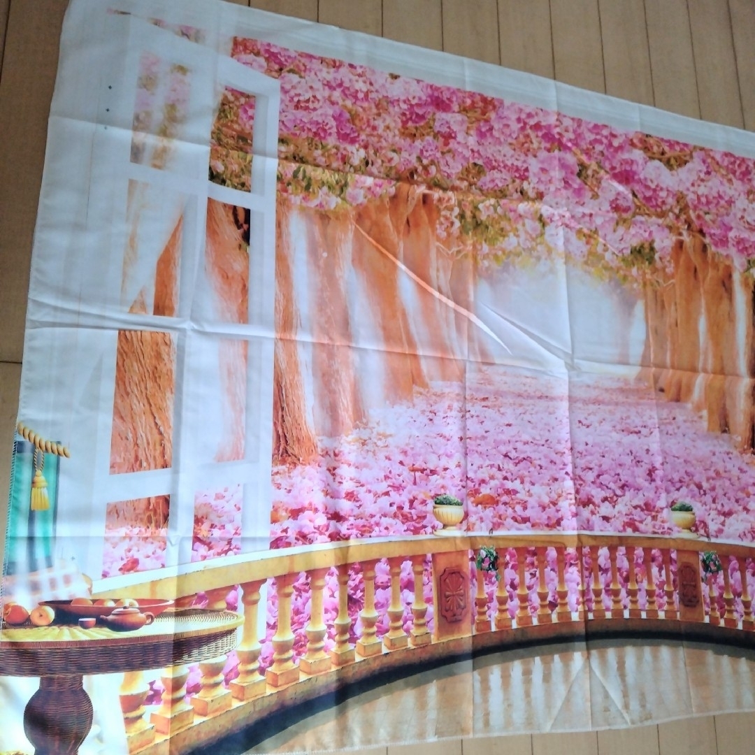 新品 背景布 タペストリー 桜のトンネル 風景 写真 撮影 インテリア エンタメ/ホビーの美術品/アンティーク(絵画/タペストリー)の商品写真
