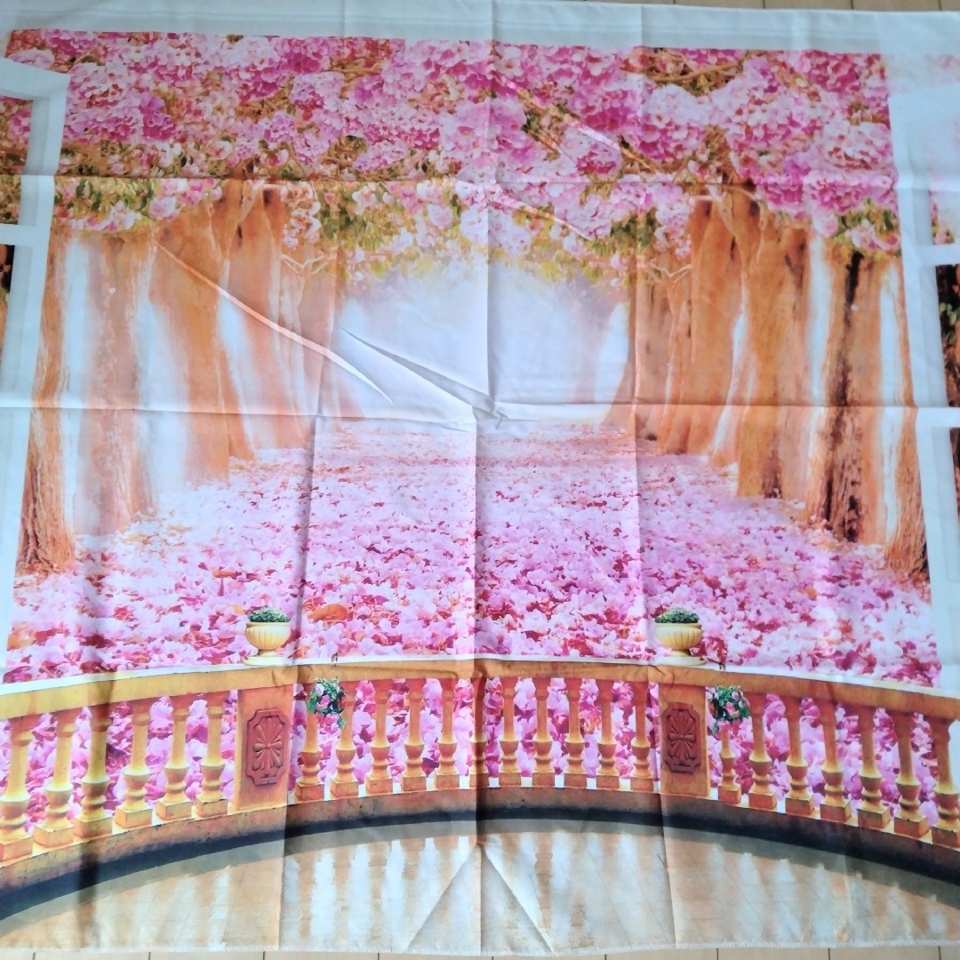 新品 背景布 タペストリー 桜のトンネル 風景 写真 撮影 インテリア エンタメ/ホビーの美術品/アンティーク(絵画/タペストリー)の商品写真