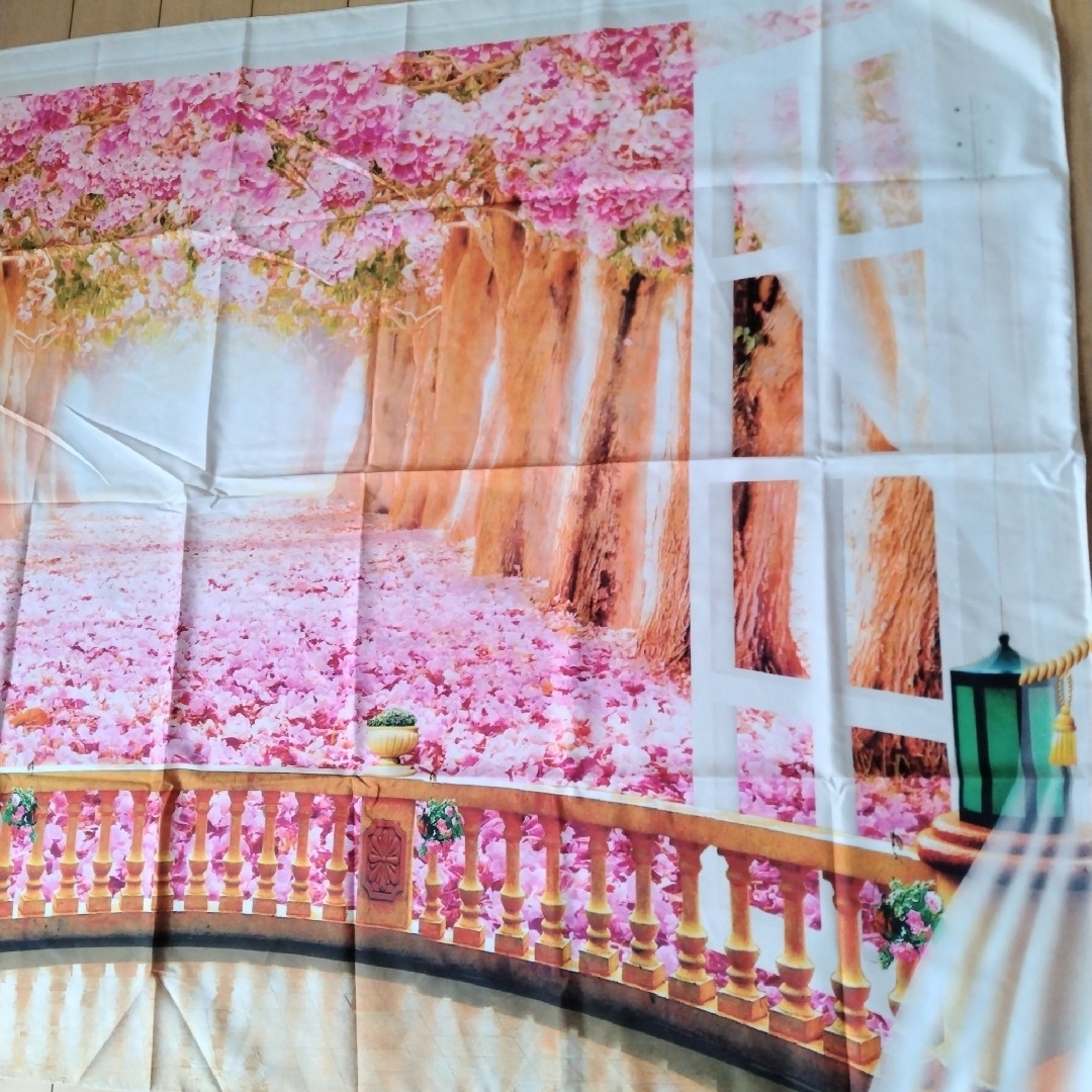 新品 背景布 タペストリー 桜のトンネル 風景 写真 撮影 インテリア エンタメ/ホビーの美術品/アンティーク(絵画/タペストリー)の商品写真