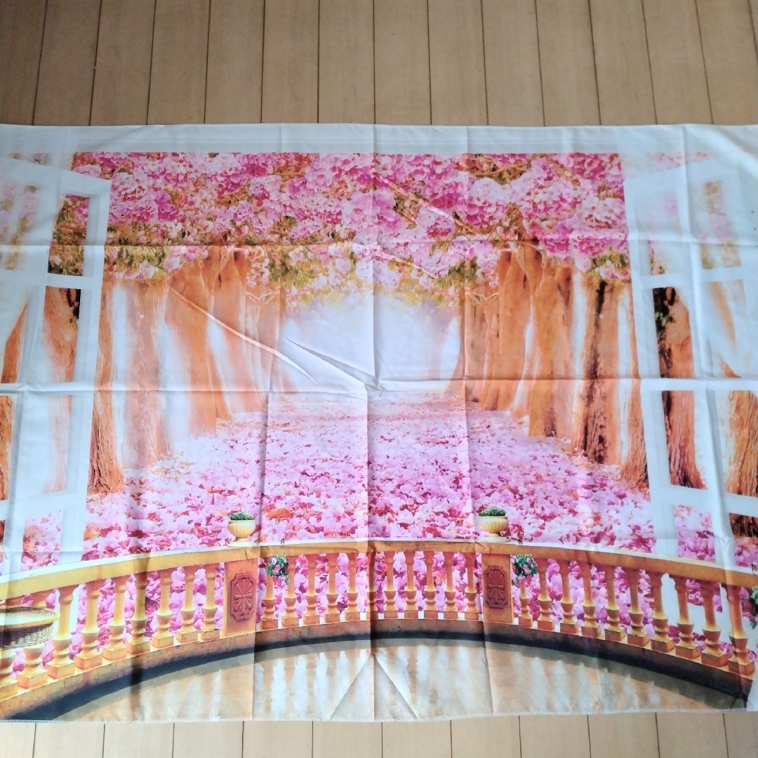 新品 背景布 タペストリー 桜のトンネル 風景 写真 撮影 インテリア エンタメ/ホビーの美術品/アンティーク(絵画/タペストリー)の商品写真