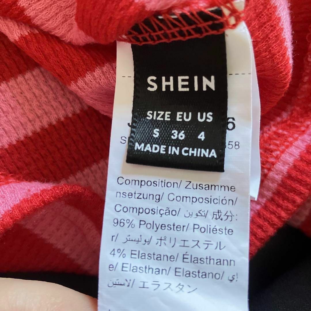 SHEIN(シーイン)のSHEIN ストライプ　オフショルダー　ピンク　レッド　リボン レディースのトップス(カットソー(長袖/七分))の商品写真