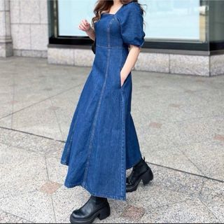 ザラ(ZARA)のZARA デニムワンピース 完売品(ロングワンピース/マキシワンピース)