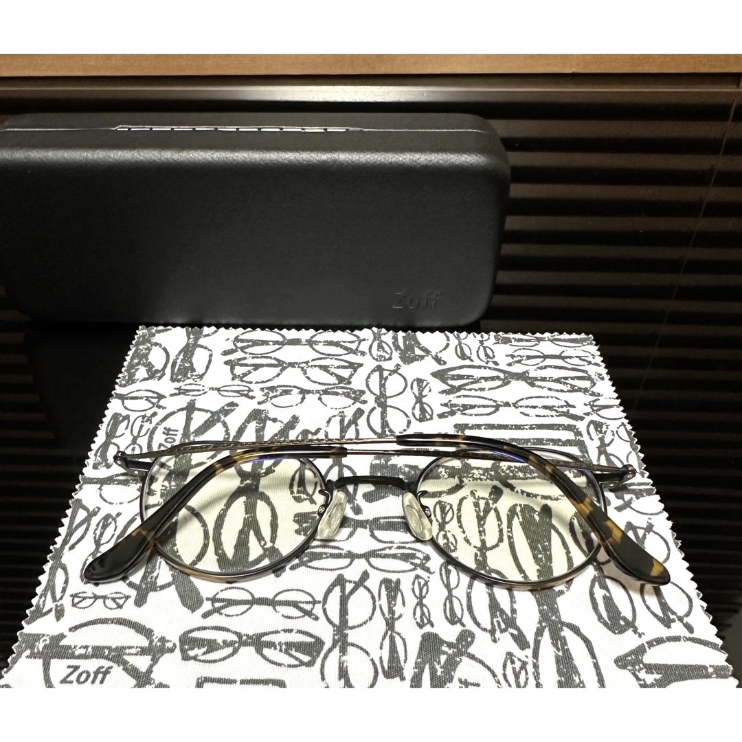 Zoff(ゾフ)のZoff ボストン型 アンティークフレーム　PCメガネ　ブルーライトカット メンズのファッション小物(サングラス/メガネ)の商品写真