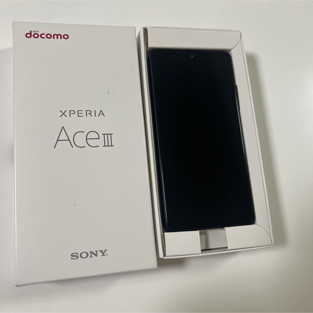 NTTdocomo(エヌティティドコモ)のSIMフリー　Xperia Ace III ブラック 64 GB docomo スマホ/家電/カメラのスマートフォン/携帯電話(スマートフォン本体)の商品写真