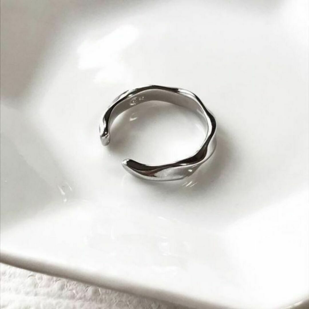 1twist ring レディースのアクセサリー(リング(指輪))の商品写真