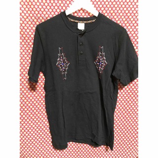 ブラックヘンリーネックTシャツ(Tシャツ/カットソー(半袖/袖なし))