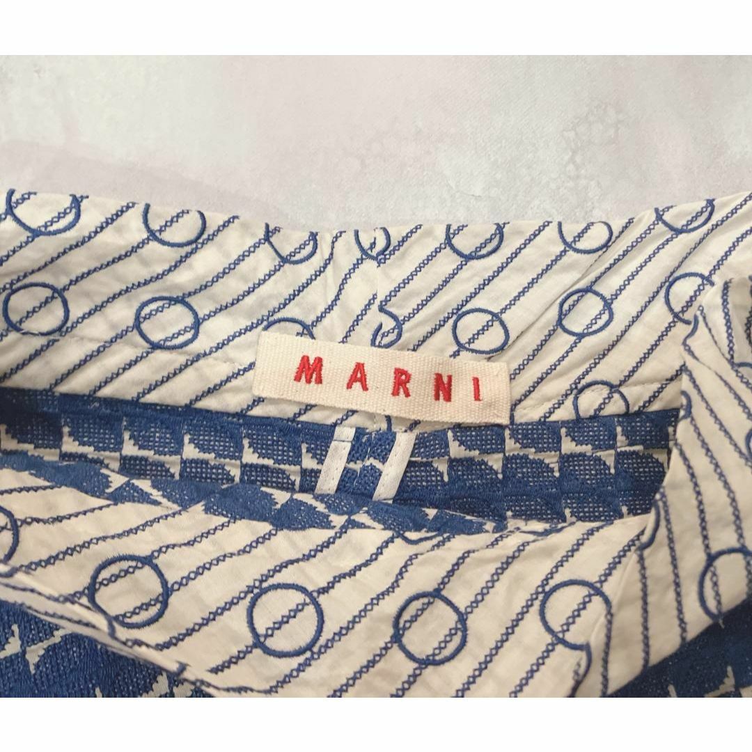 Marni(マルニ)のマルニ　MARNI　３８　アシンメトリー　水玉　幾何学模様　コットンスカート レディースのスカート(ひざ丈スカート)の商品写真