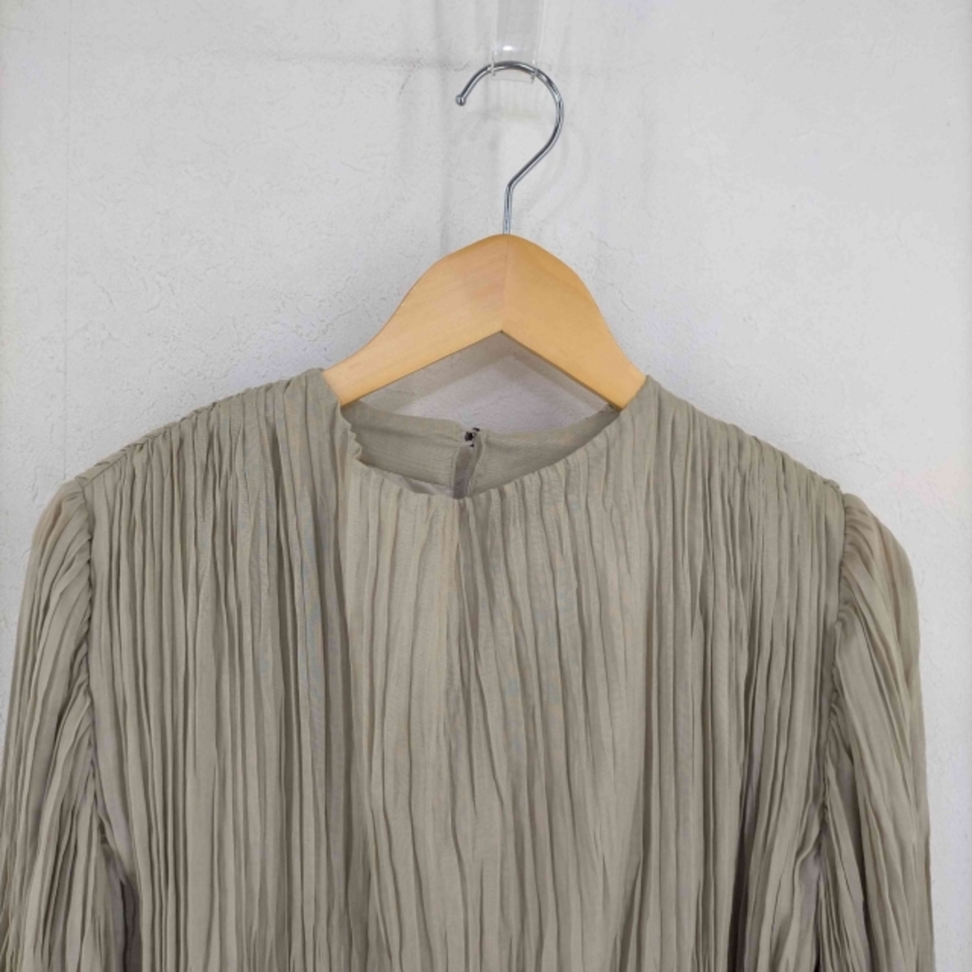 HYKE(ハイク)のHYKE(ハイク) RANDOM PLEATED TOP レディース トップス レディースのトップス(シャツ/ブラウス(長袖/七分))の商品写真