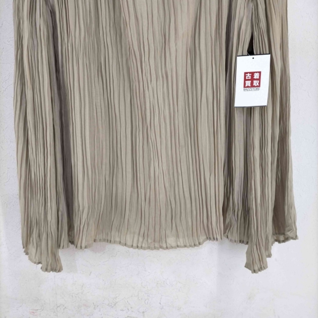 HYKE(ハイク)のHYKE(ハイク) RANDOM PLEATED TOP レディース トップス レディースのトップス(シャツ/ブラウス(長袖/七分))の商品写真