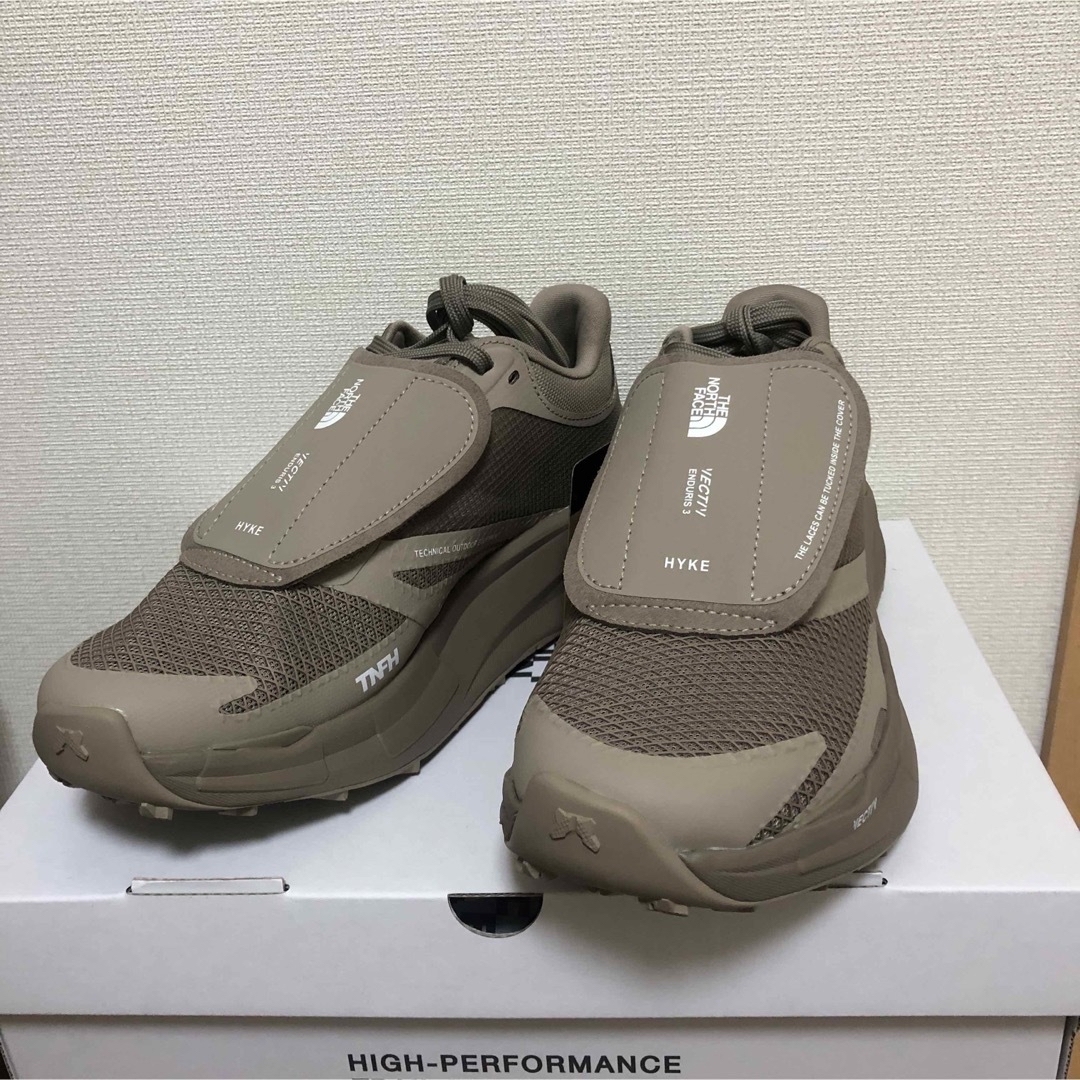 THE NORTH FACE x HYKE(ザノースフェイスハイク)のHYKE NORTHFACE ベクティブ エンデュリス  スニーカー　23 レディースの靴/シューズ(スニーカー)の商品写真