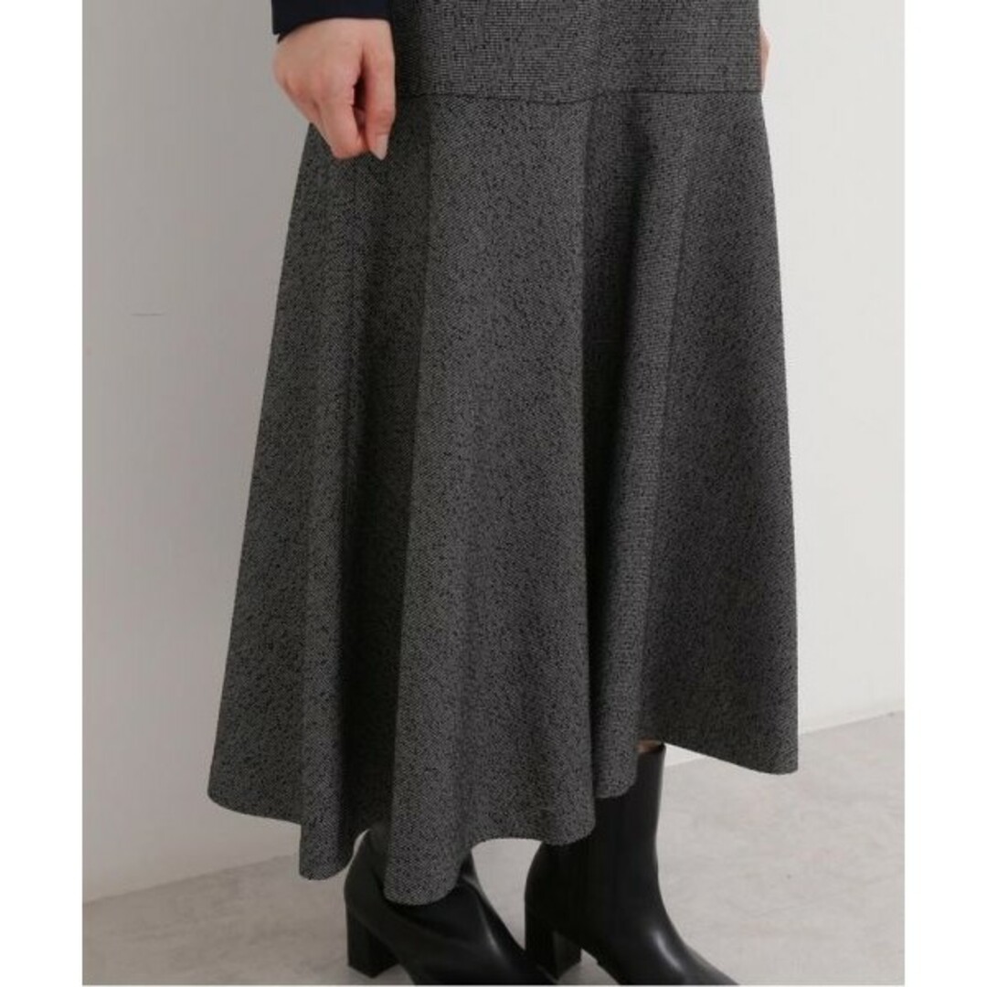 NATURAL BEAUTY BASIC(ナチュラルビューティーベーシック)のミニループ切替フレアスカート レディースのスカート(ロングスカート)の商品写真