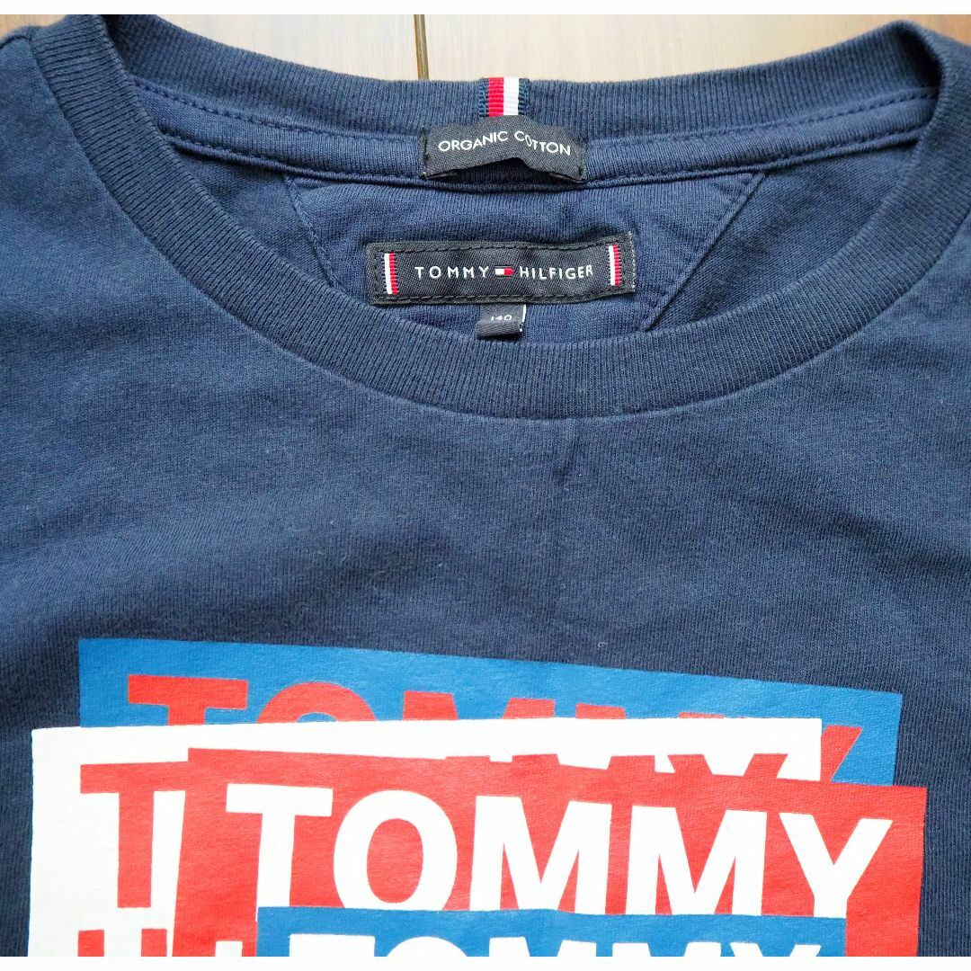 TOMMY HILFIGER(トミーヒルフィガー)のTommy Hilfiger トミーヒルフィガー 長袖Tシャツ 140cm キッズ/ベビー/マタニティのキッズ服男の子用(90cm~)(Tシャツ/カットソー)の商品写真