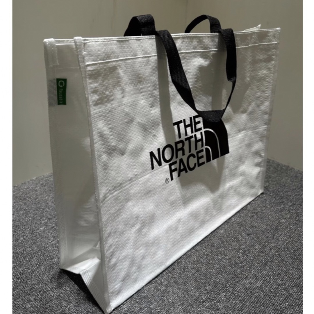 THE NORTH FACE(ザノースフェイス)のノースフェイス M ショッパー トート レディースのバッグ(トートバッグ)の商品写真