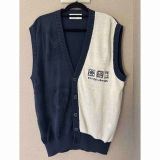 マンシングウェア(Munsingwear)のMunsingwear  Vネックベスト　レトロ　L ロゴ刺繍 マンシングウェア(ベスト)