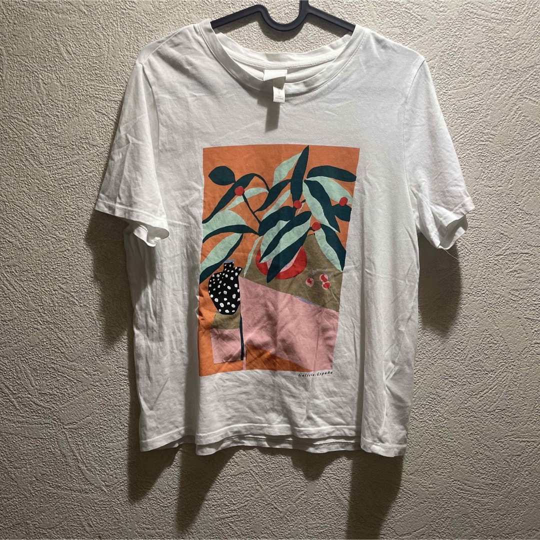 H&M(エイチアンドエム)のH&M トップス　Tシャツ レディースのトップス(Tシャツ(半袖/袖なし))の商品写真