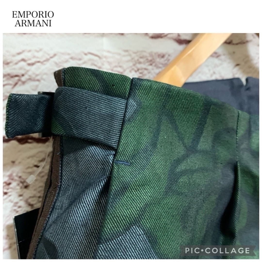 Emporio Armani(エンポリオアルマーニ)の【新品未使用XL】今季注目のボタニカル柄　エンポリオアルマーニ　パンツ メンズのパンツ(スラックス)の商品写真